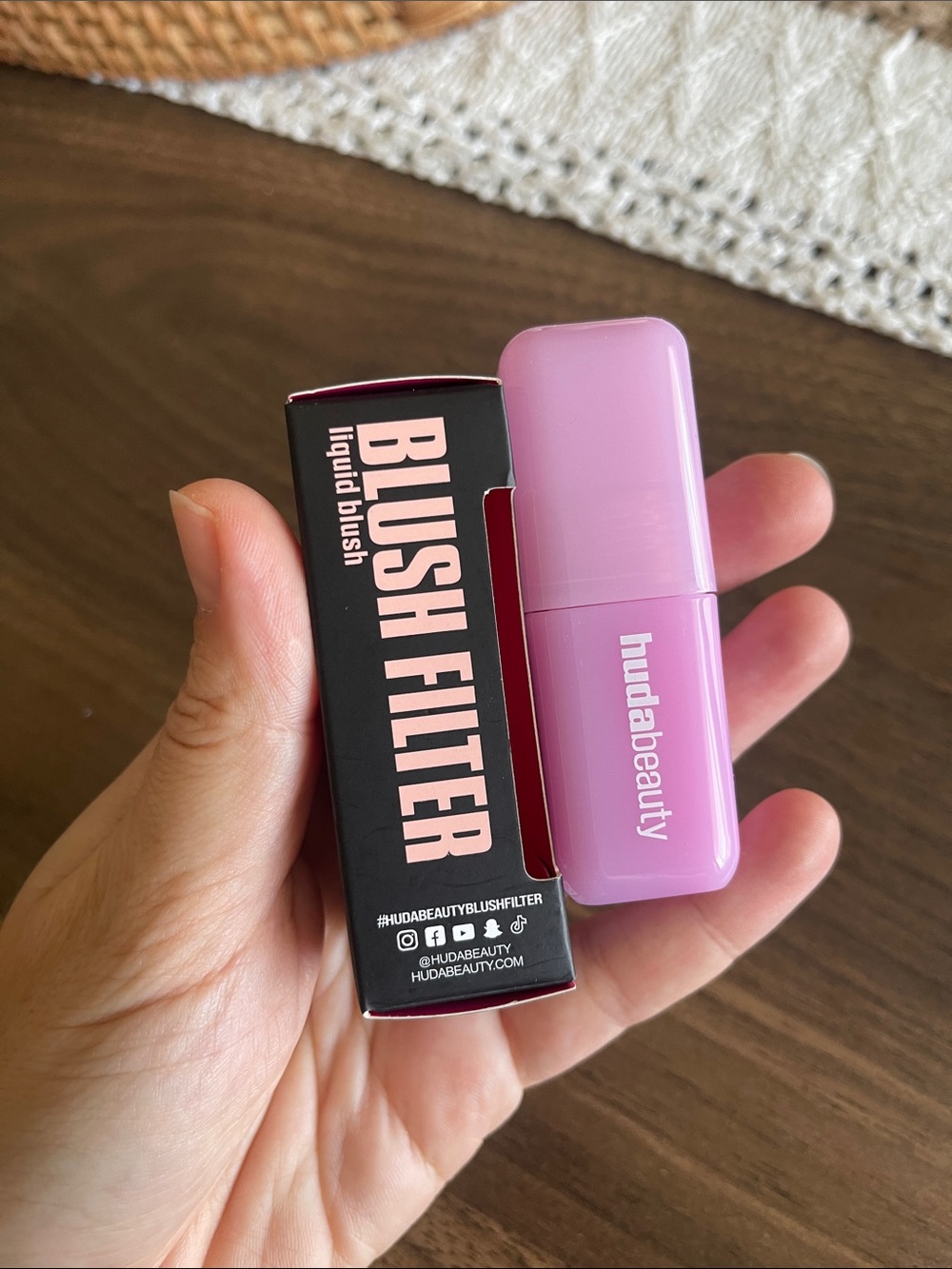 Huda Beauty Blush Filter Liquid Blush - Pink